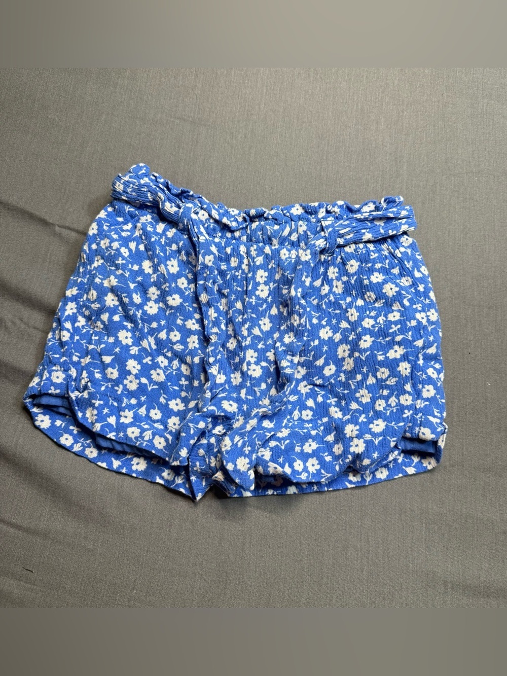 Jessica Simpson Blue Floral Paperbag Waist Shorts
